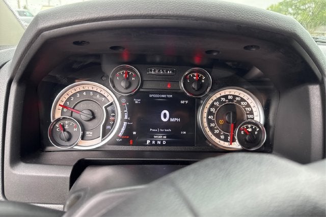 2017 RAM 1500 Big Horn Crew Cab 4x4 5'7' Box