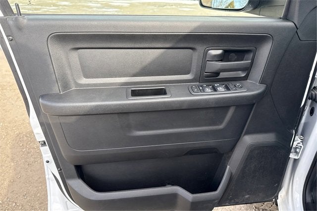 2022 RAM 2500 Tradesman Crew Cab 4x4 6'4' Box