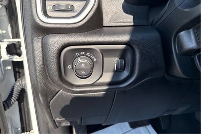 2022 RAM 2500 Big Horn Crew Cab 4x4 6'4' Box