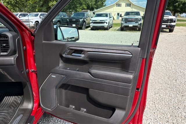 2023 Chevrolet Silverado 1500 4WD Crew Cab Short Bed LTZ