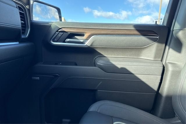 2025 Chevrolet Silverado 1500 4WD Crew Cab Short Bed RST