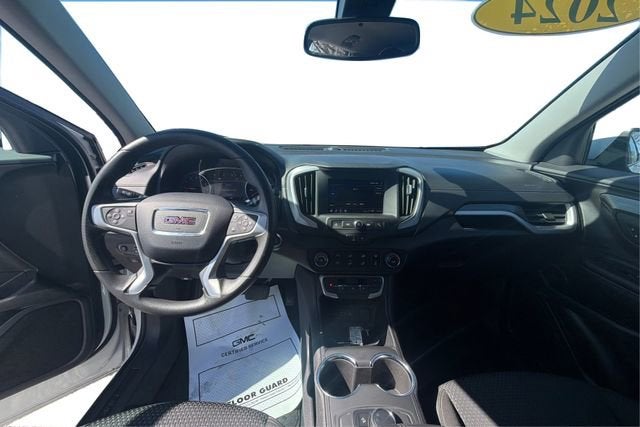 2024 GMC Terrain FWD SLE