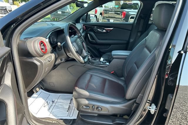 2025 Chevrolet Blazer AWD RS