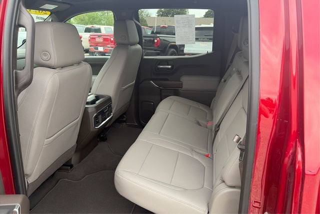 2021 GMC Sierra 1500 4WD Crew Cab Short Box SLT
