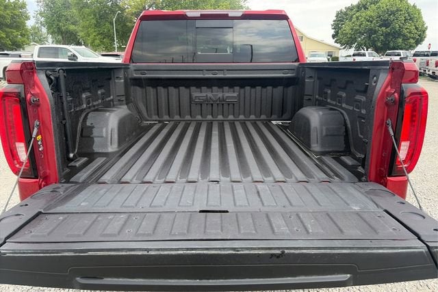 2021 GMC Sierra 1500 4WD Crew Cab Short Box SLT
