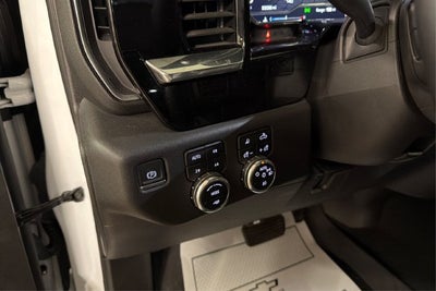 2023 GMC Sierra 1500 4WD Crew Cab Short Box SLT