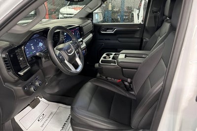 2023 GMC Sierra 1500 4WD Crew Cab Short Box SLT
