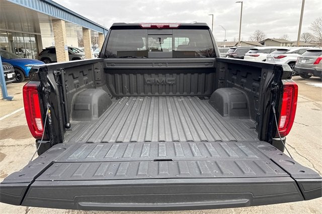 2025 GMC Sierra 1500 4WD Crew Cab Short Box AT4