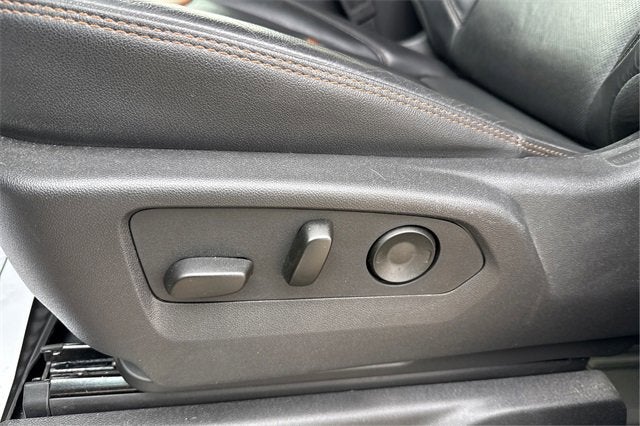 2025 GMC Sierra 1500 4WD Crew Cab Short Box AT4