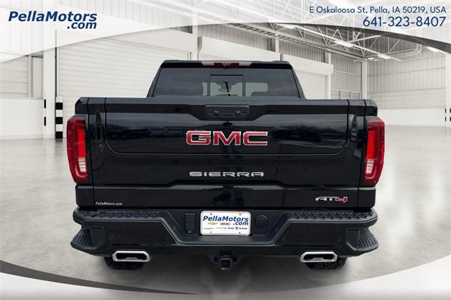 2025 GMC Sierra 1500 4WD Crew Cab Short Box AT4