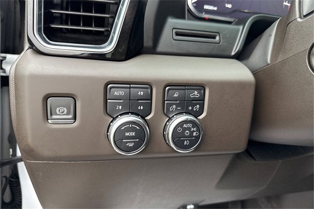 2024 GMC Sierra 1500 4WD Crew Cab Short Box Denali