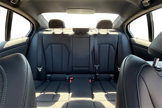 2024 BMW 330i 330i Sedan