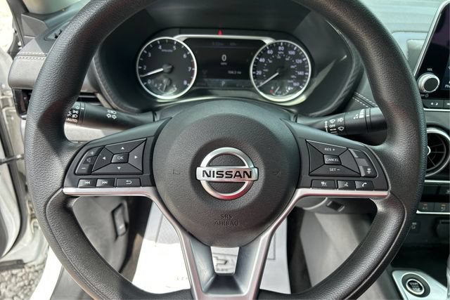 2023 Nissan Sentra SV Xtronic CVT