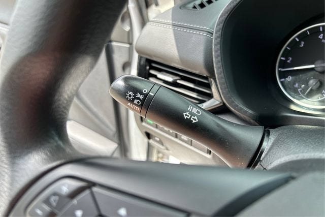 2023 Nissan Sentra SV Xtronic CVT