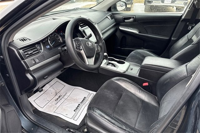 2014 Toyota Camry SE V6