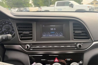 2019 Hyundai Elantra SE
