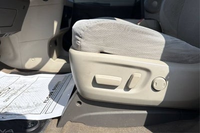 2016 Toyota Sienna LE 8 Passenger