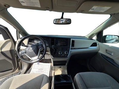 2016 Toyota Sienna LE 8 Passenger