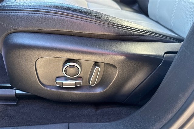 2022 Land Rover Range Rover Evoque R-Dynamic S