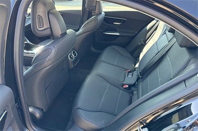 2025 Mercedes-Benz C 300 C 300