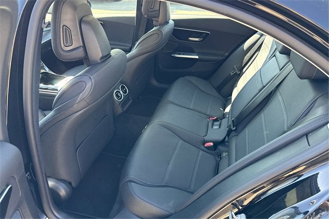 2025 Mercedes-Benz C 300 C 300