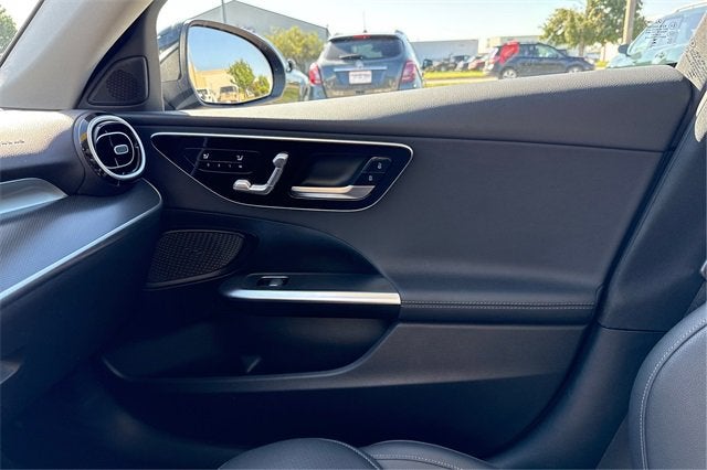 2025 Mercedes-Benz C 300 C 300