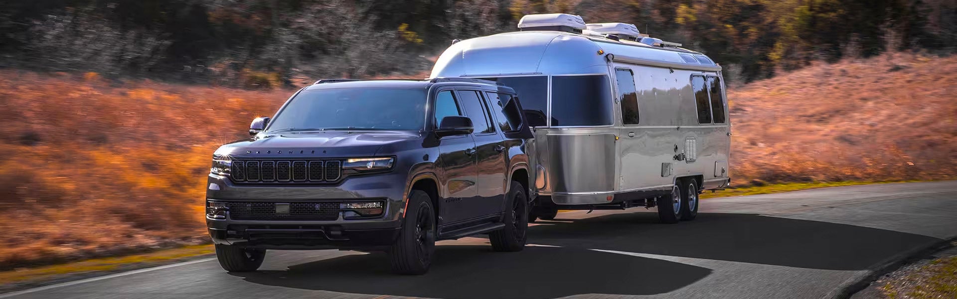 2024 Wagoneer | Pella Motors CDJR in Pella IA